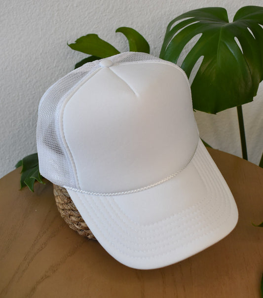 the trucker - white